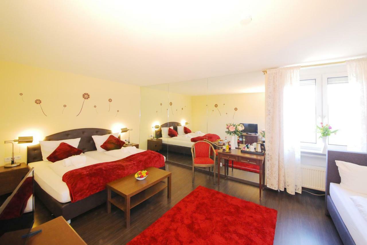 Hotel Kick Rauenberg  Exteriör bild